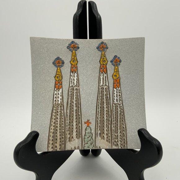 Artbona Other - Signed Barcelona Gaudi Mosaic Art Dish No. 04-8 Artbona Sagrada Familia Holiday